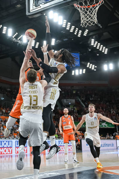 再次犯错 再次犯错