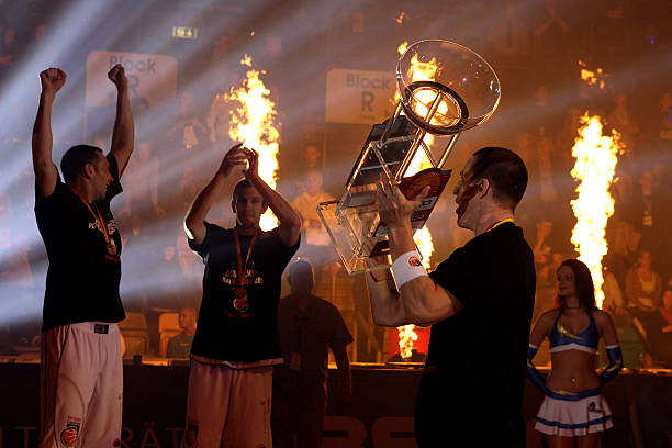 还需完善整 还需完善整