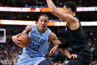 稳居积分榜 稳居积分榜